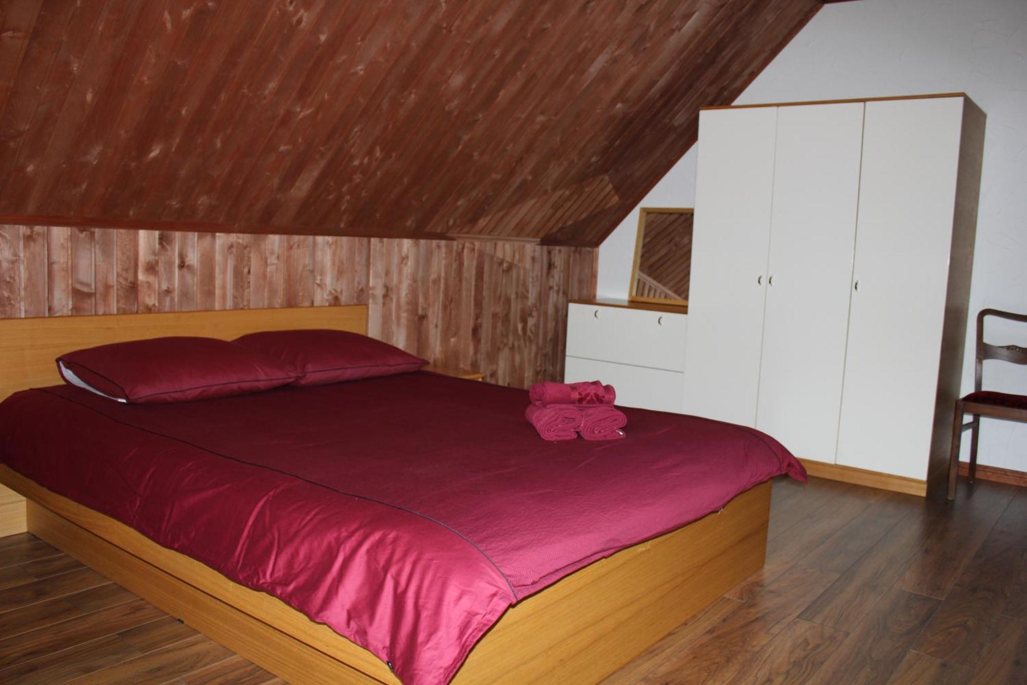 Krapi Guesthouse Treimani Kamer foto