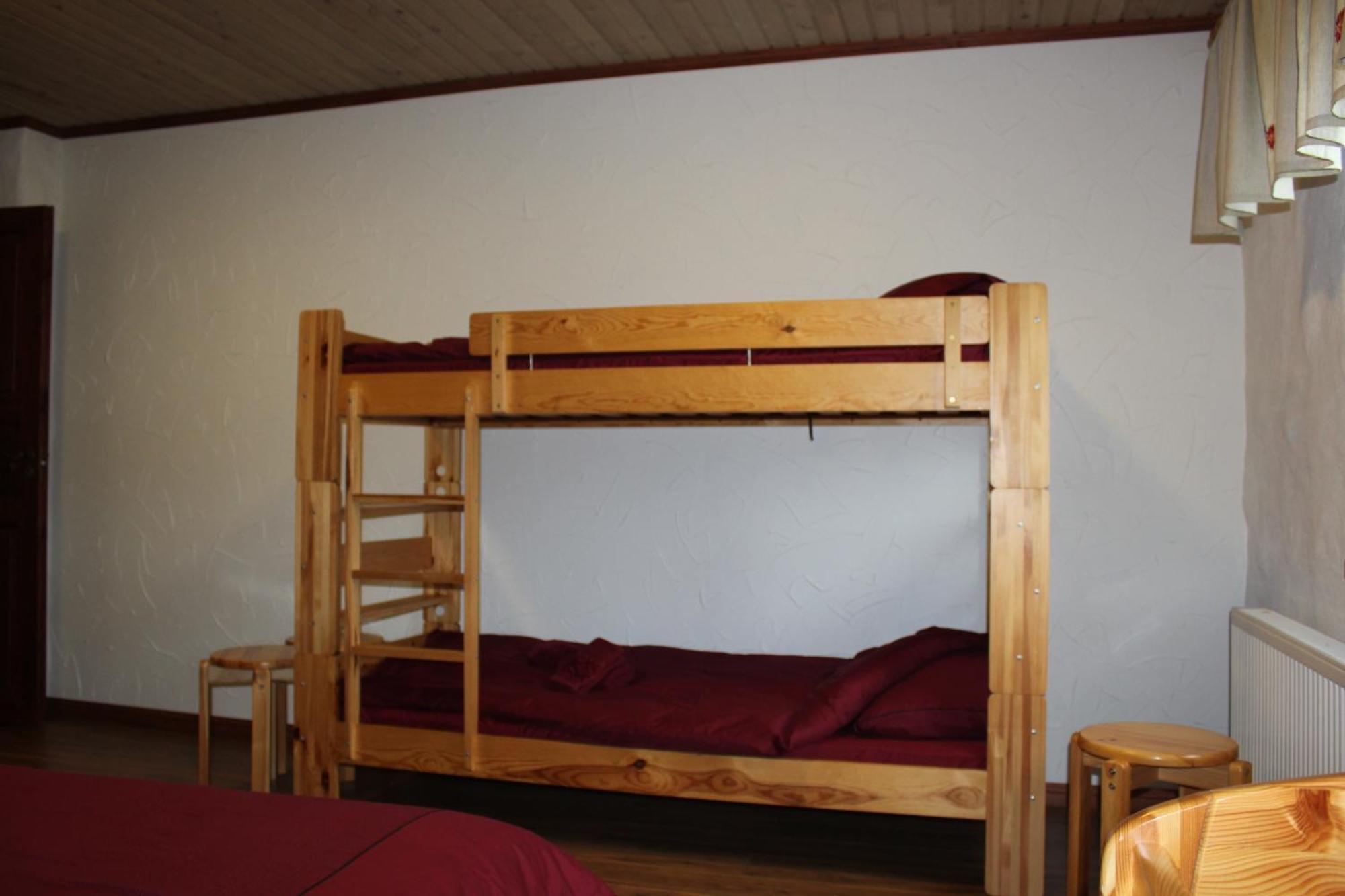 Krapi Guesthouse Treimani Kamer foto
