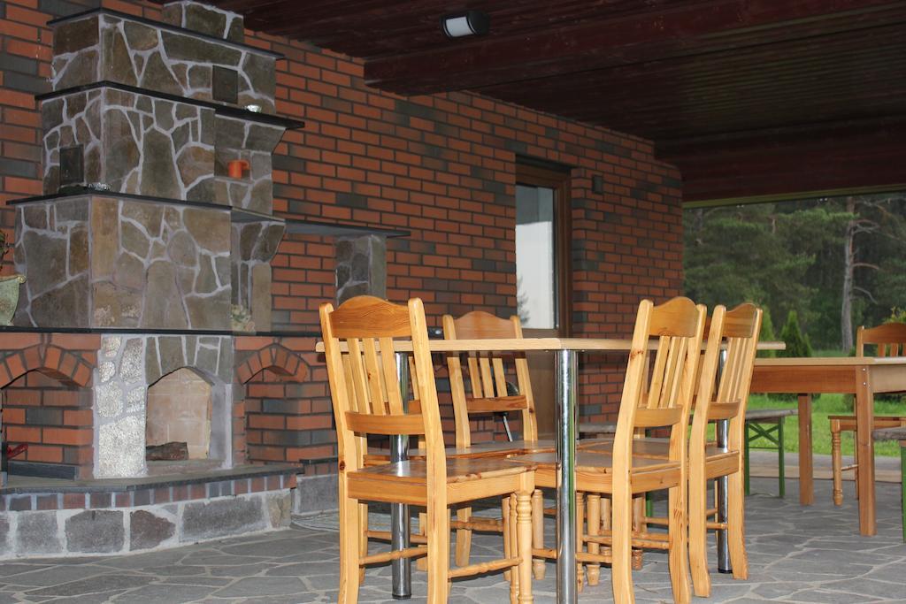Krapi Guesthouse Treimani Kamer foto