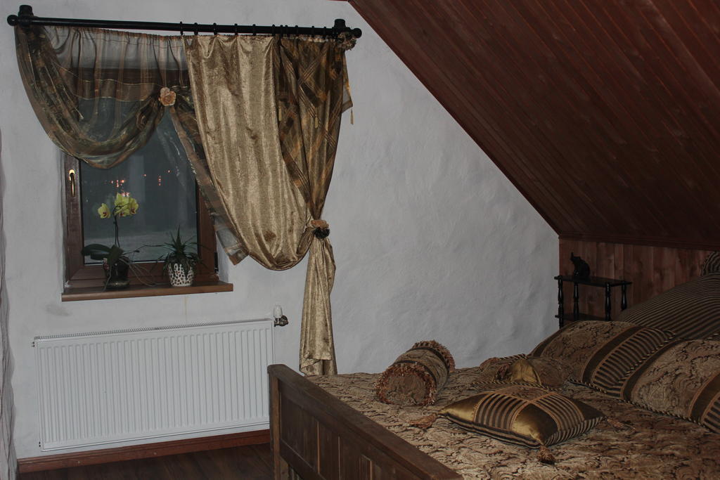 Krapi Guesthouse Treimani Kamer foto
