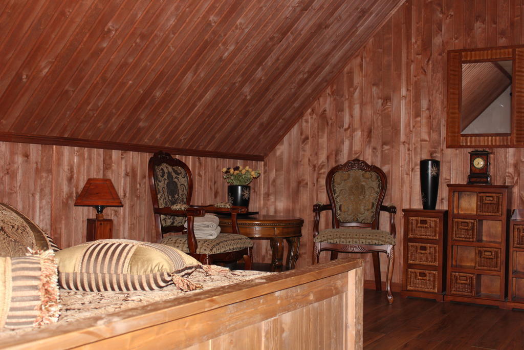 Krapi Guesthouse Treimani Kamer foto